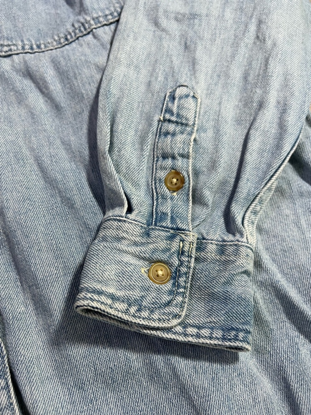 Light Blue Denim Boyfriend Shirt Minimalist Trendy Women's Medium - Picture 4 of 7